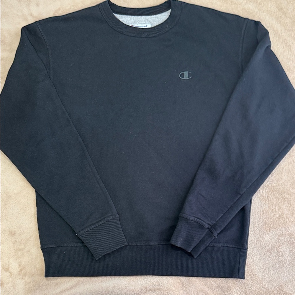 Champion Men's Classic Black Crewneck Sweater - Size Medium
